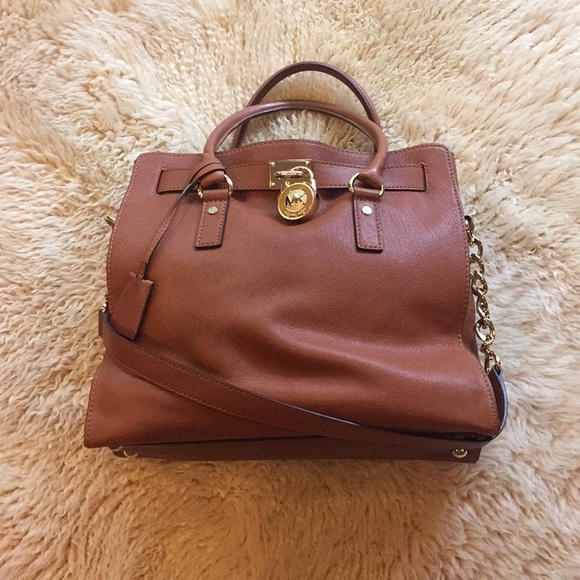 Michael Kors Hamilton Large Bag - Picture 2 of 8